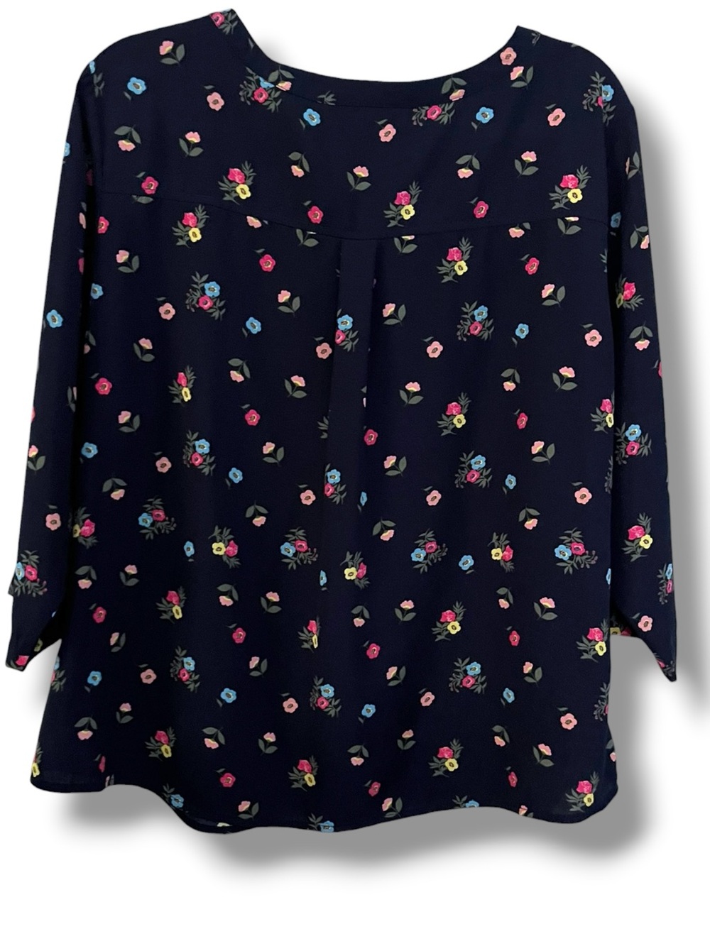 Three Colorful Patterned Lightweight Tops, PXL - Picture 8 of 16